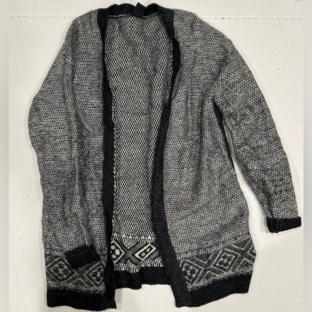 Gap Ladies Open Front Black White Nordic Cardigan Small Cozy Aztec